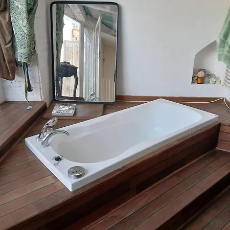 アパート Spacieux A - 156 M² Avec 3 ペルピニャン