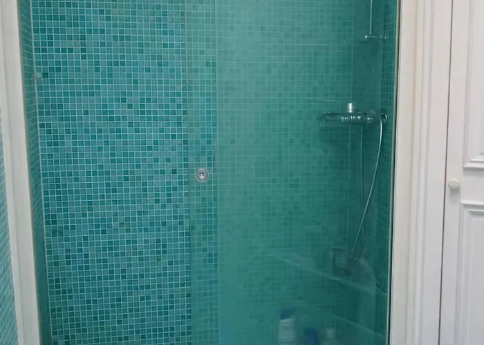 Spacieux A - 156 M² Avec 3 بيربينيو