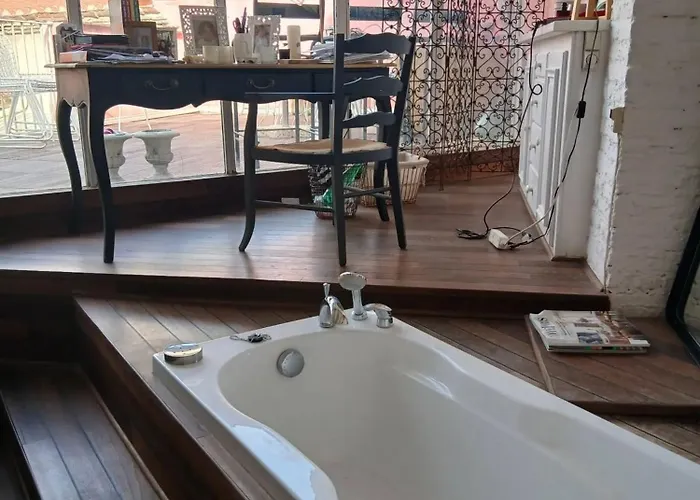 Spacieux A - 156 M² Avec 3 * ペルピニャン