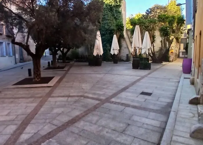 Spacieux A - 156 M² Avec 3